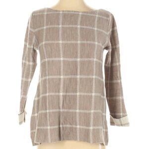 Tahari Beige Plaid Crew Neck Sweater